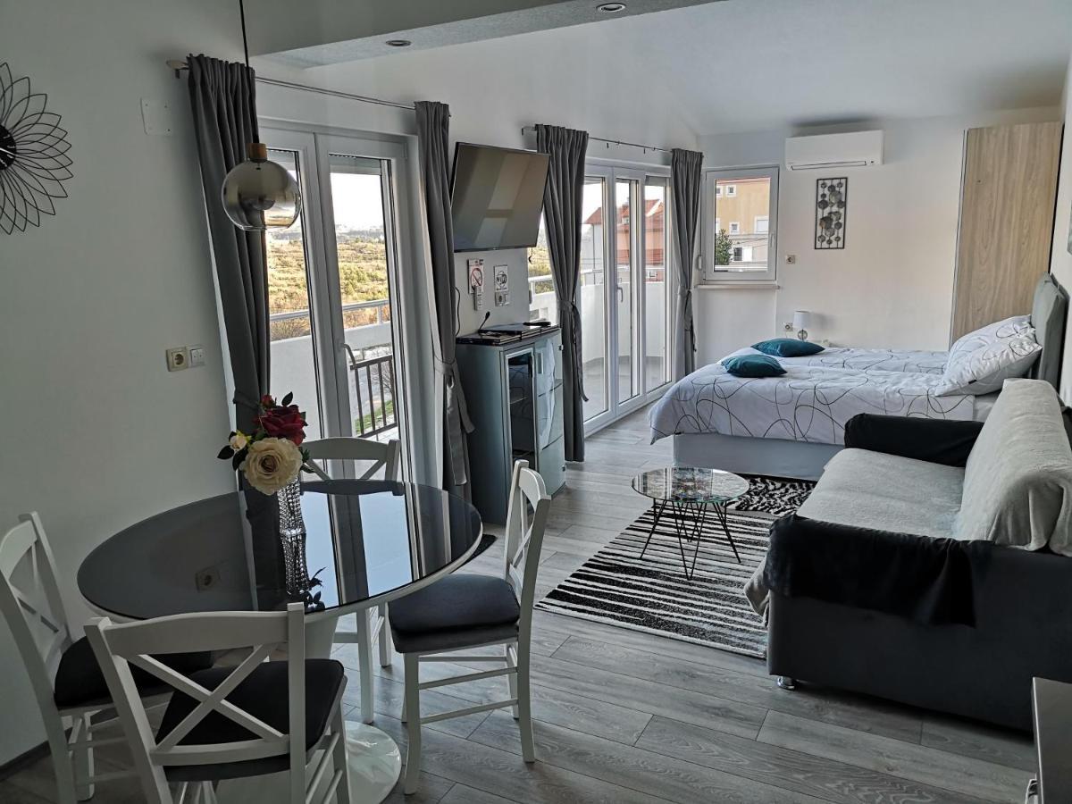 Apartamento Ana Marija Solin Exterior foto
