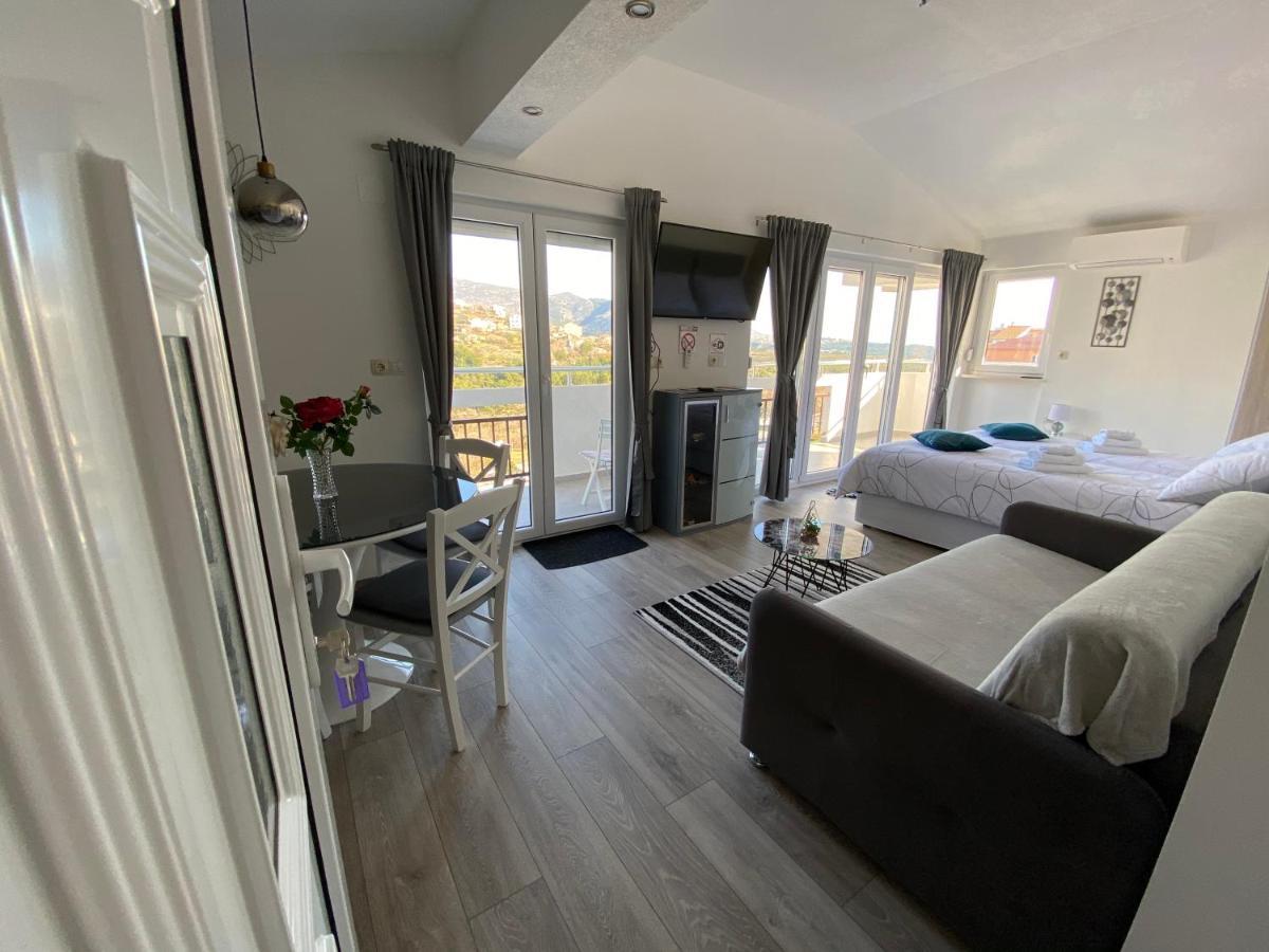 Apartamento Ana Marija Solin Exterior foto