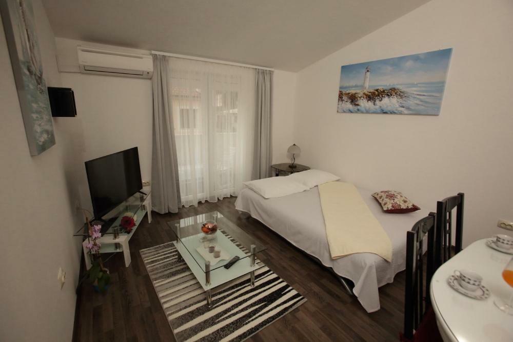Apartamento Ana Marija Solin Exterior foto